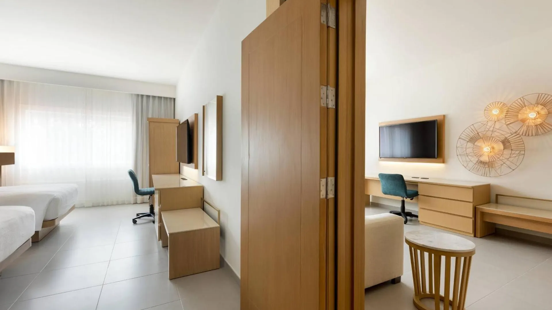 Courtyard By Marriott Cancun Airport Alfredo V. Bonfil