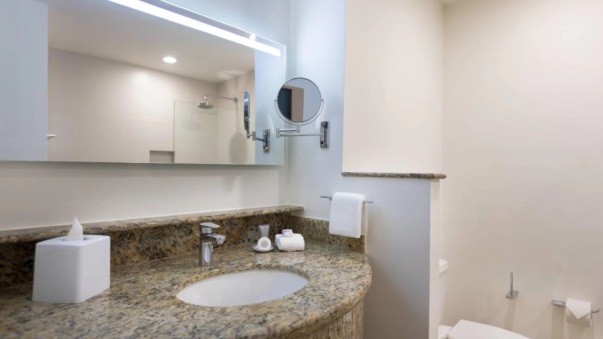 Hotel Courtyard By Marriott Cancun Airport Alfredo V. Bonfil