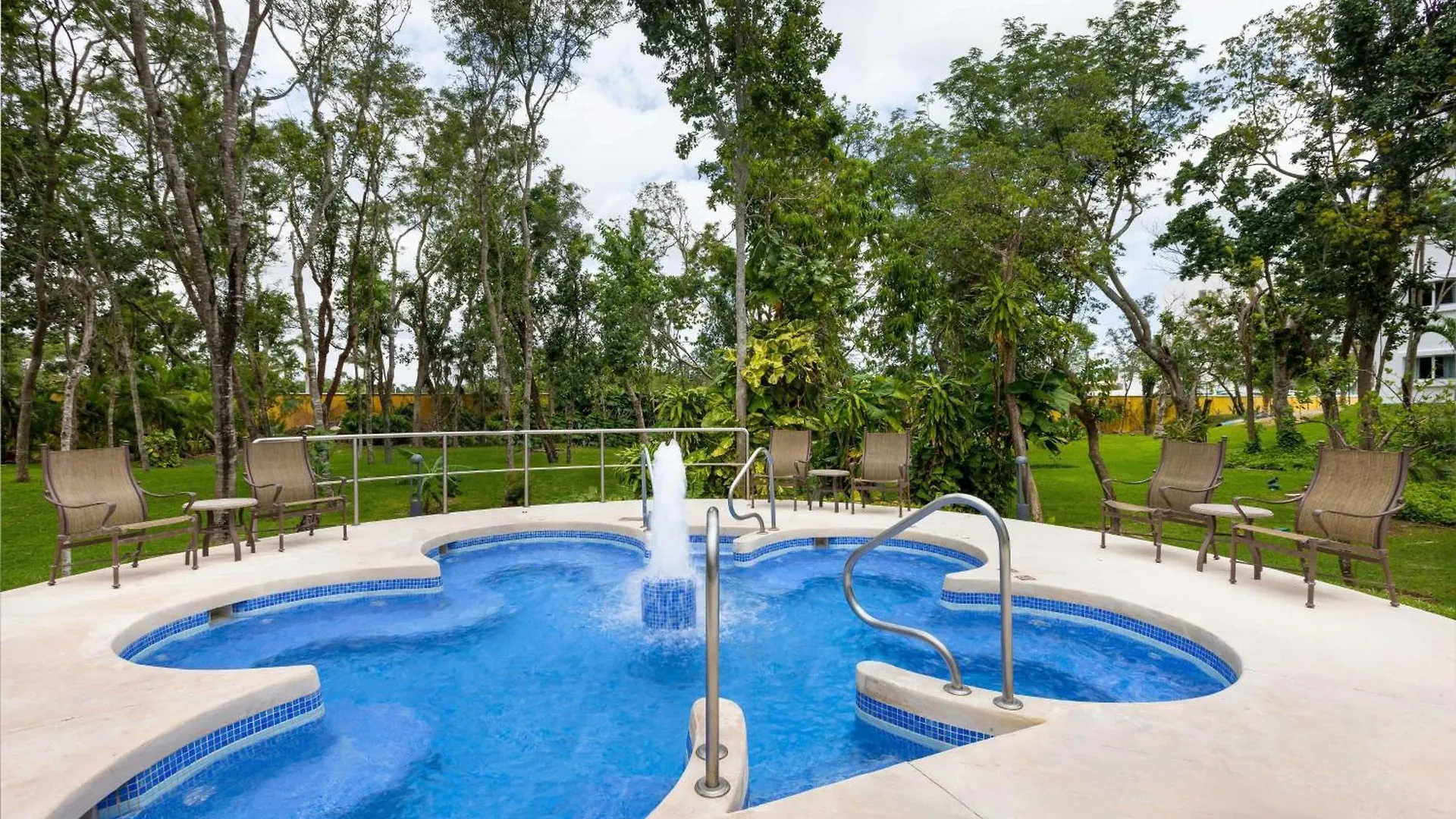 **** Hotel Courtyard By Marriott Cancun Airport Alfredo V. Bonfil Mexique