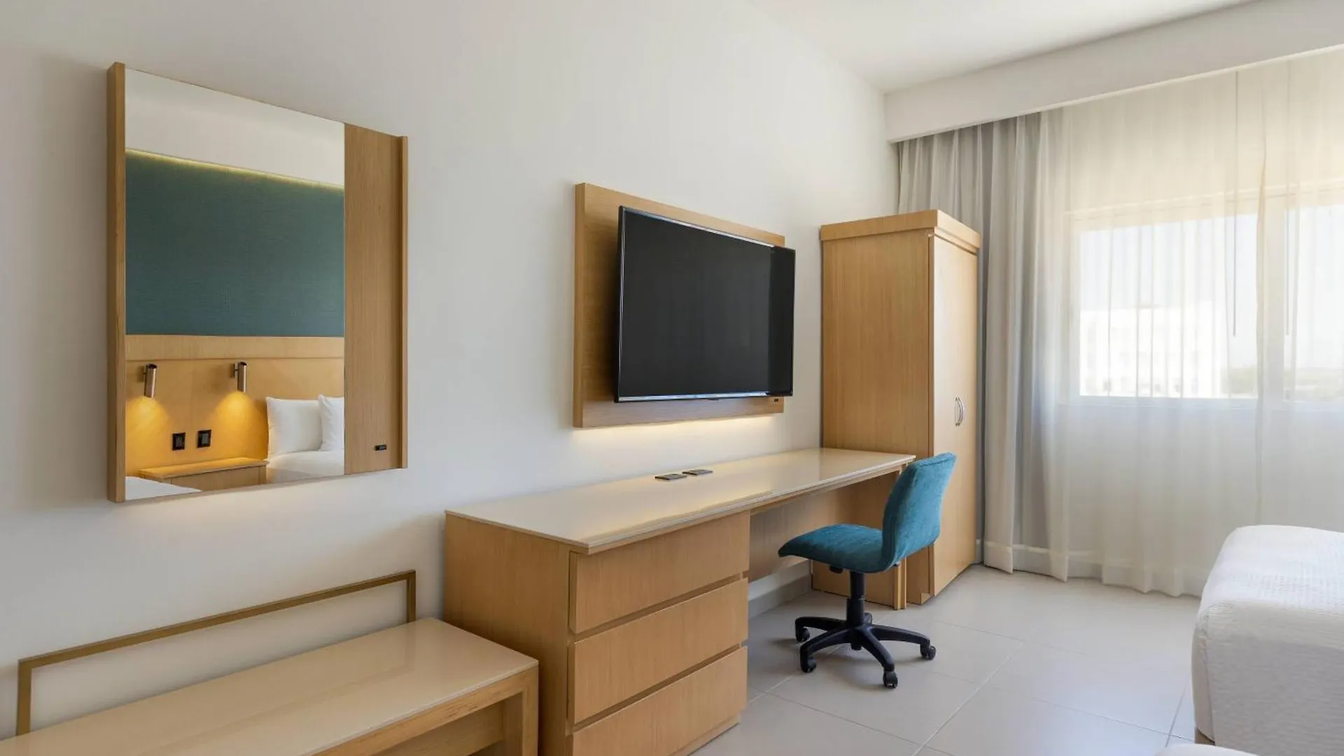Courtyard By Marriott Cancun Airport Alfredo V. Bonfil
