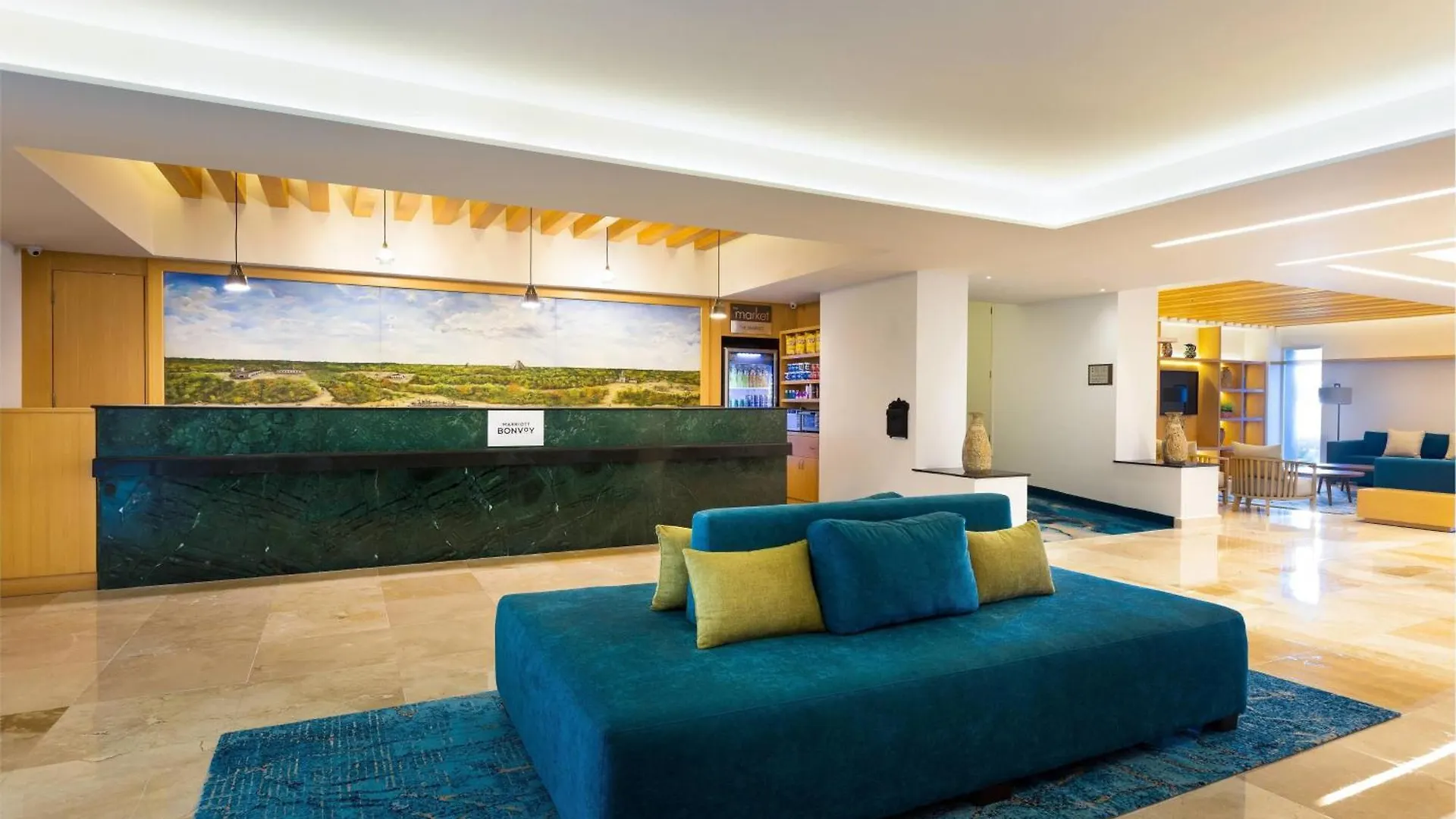 Courtyard By Marriott Cancun Airport Alfredo V. Bonfil